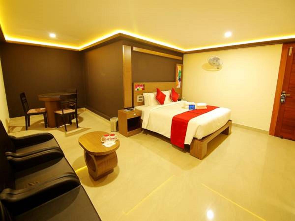Alappuzha Hotel A J Park מראה חיצוני תמונה